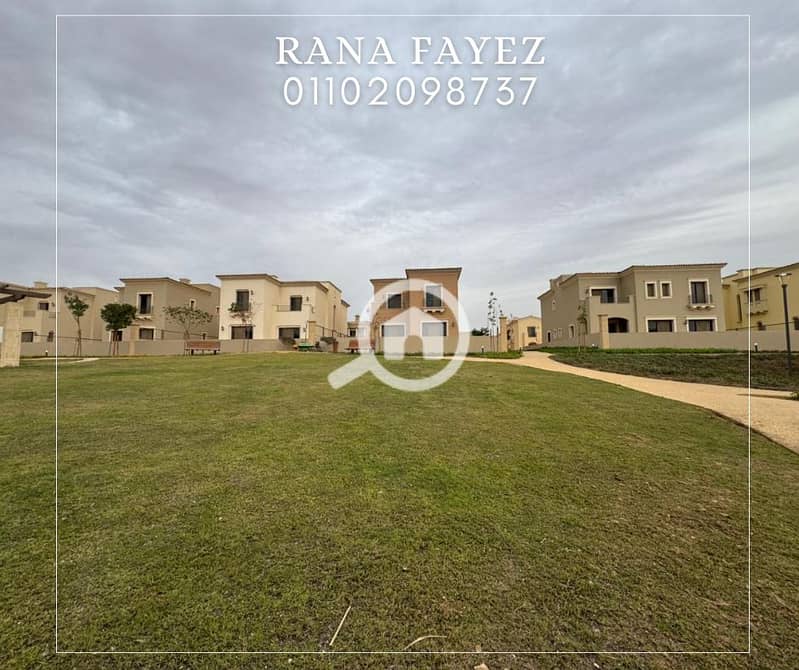 6 Pink Yellow Blue Bold Nature Photo Spring Season Message Facebook Post (53). png