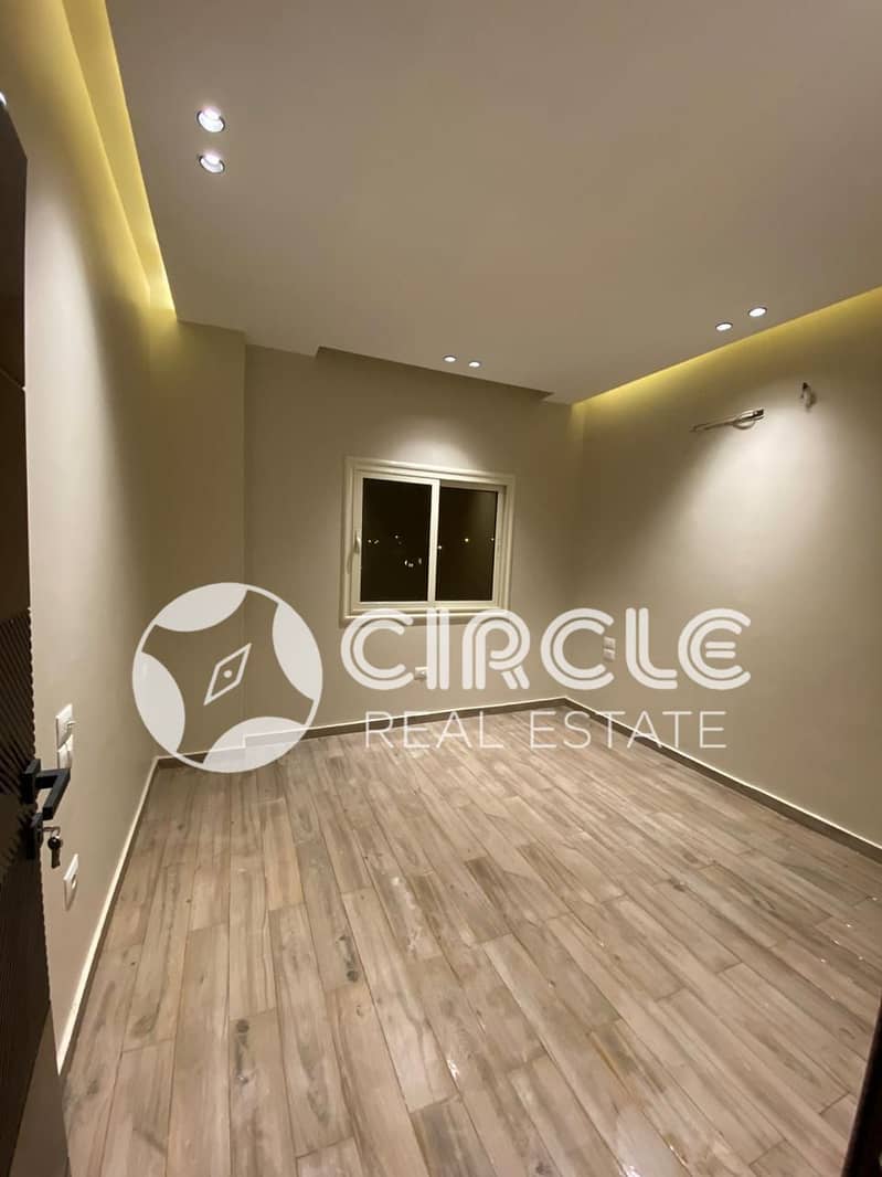 4 WhatsApp Image 2026-01-28 at 18.14. 29. jpeg