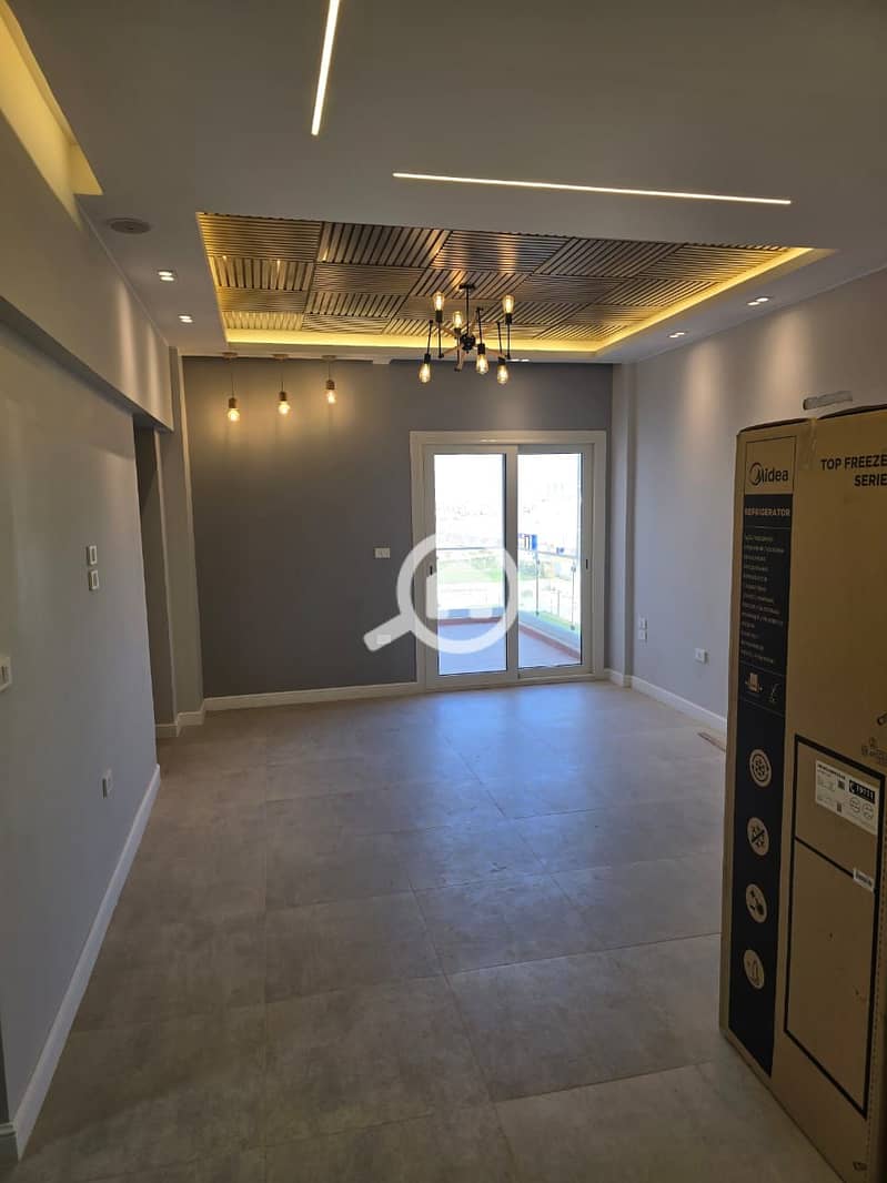 11 1755500f-3541-4a39-bdfd-94a0a2b70caf. jpg