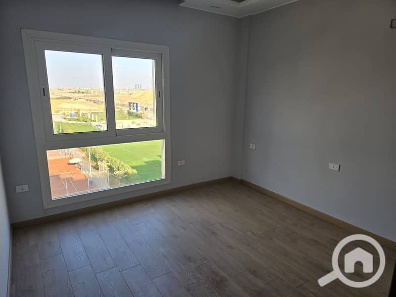 16 d61d7c02-fb6e-4b80-8e92-aa7527cb6c26. jpg