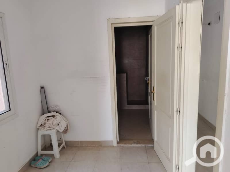 12 c1cd8cf0-b4ee-45ee-93ad-63700702df64. jpeg