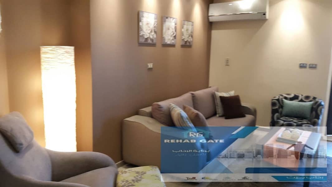 5 c772df20-6785-46e3-9c74-a11e96542ca5. jpg