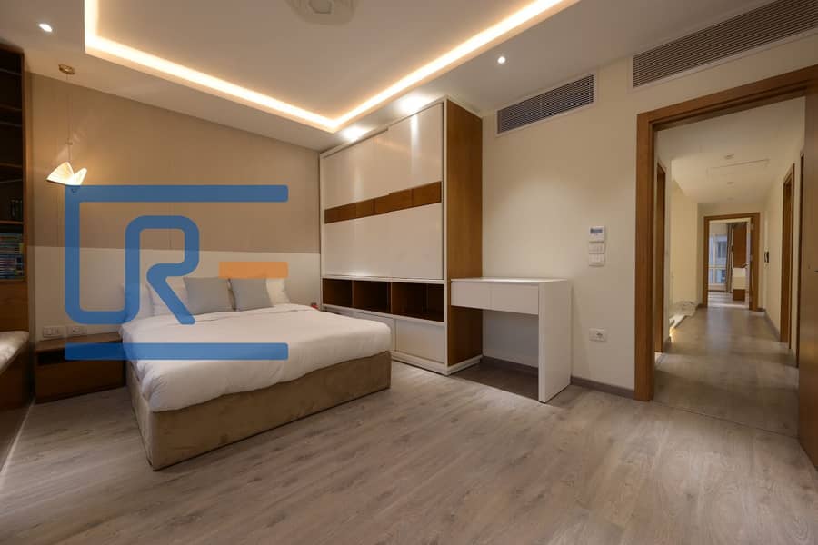 4 1c2d764e-6b7a-4a65-a344-70657244a635. jpg