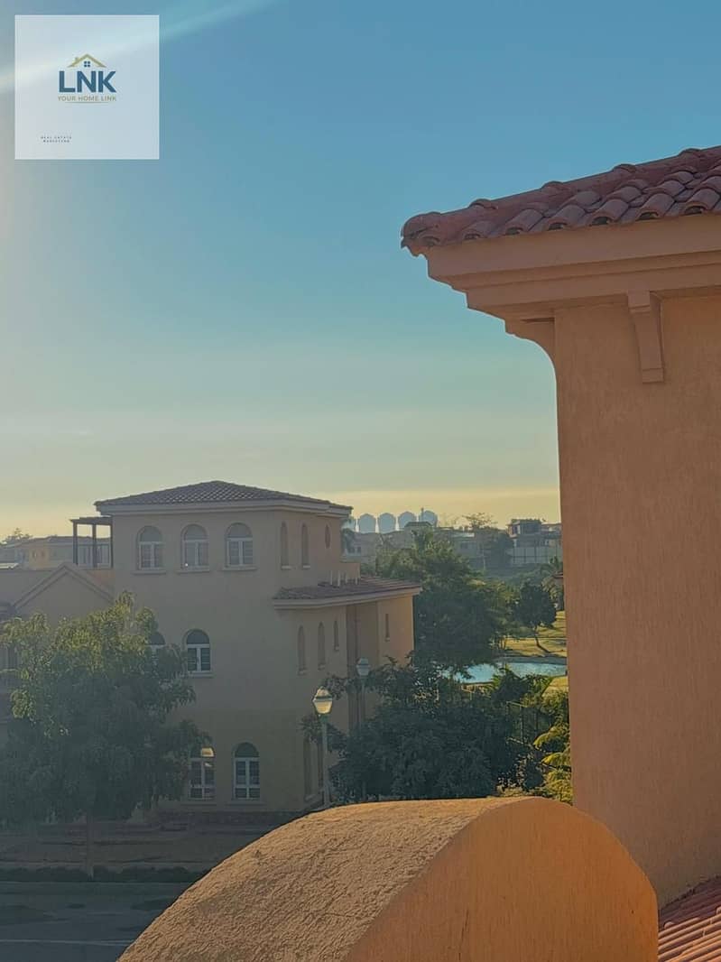 2 330a0c92-2c1b-4feb-a740-73e3ffe2e47b. jpg