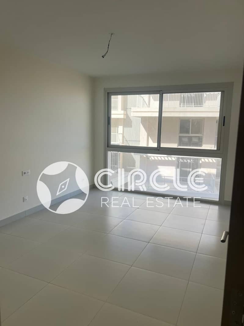 4 WhatsApp Image 2026-01-28 at 17.22. 37. jpeg