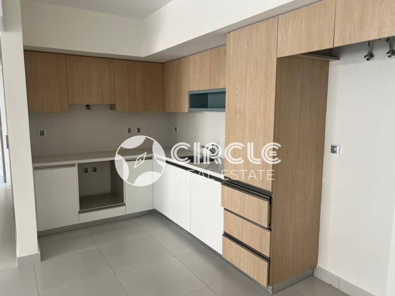 5 WhatsApp Image 2026-01-28 at 17.22. 29. jpeg