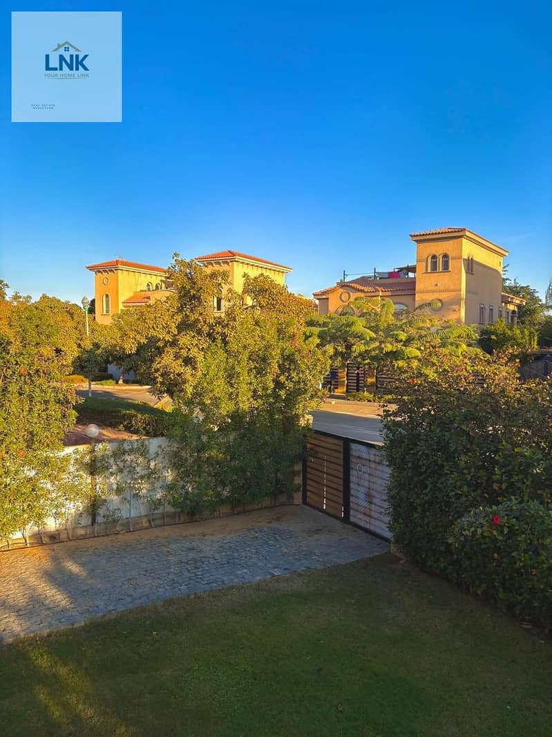 3 fcbc1749-0410-4b15-83f2-0564627ed01b. jpg