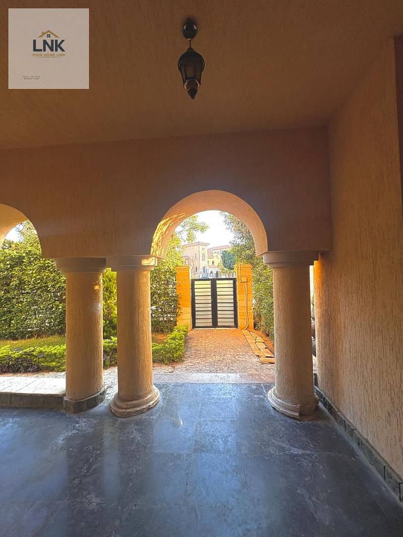 10 d3b2dd5c-eb0c-4d4b-9587-df97f5293525. jpg