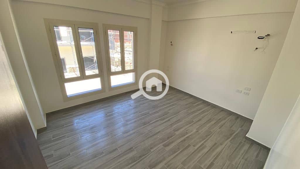 8 WhatsApp Image 2025-10-16 at 1.47. 06 PM (2). jpeg