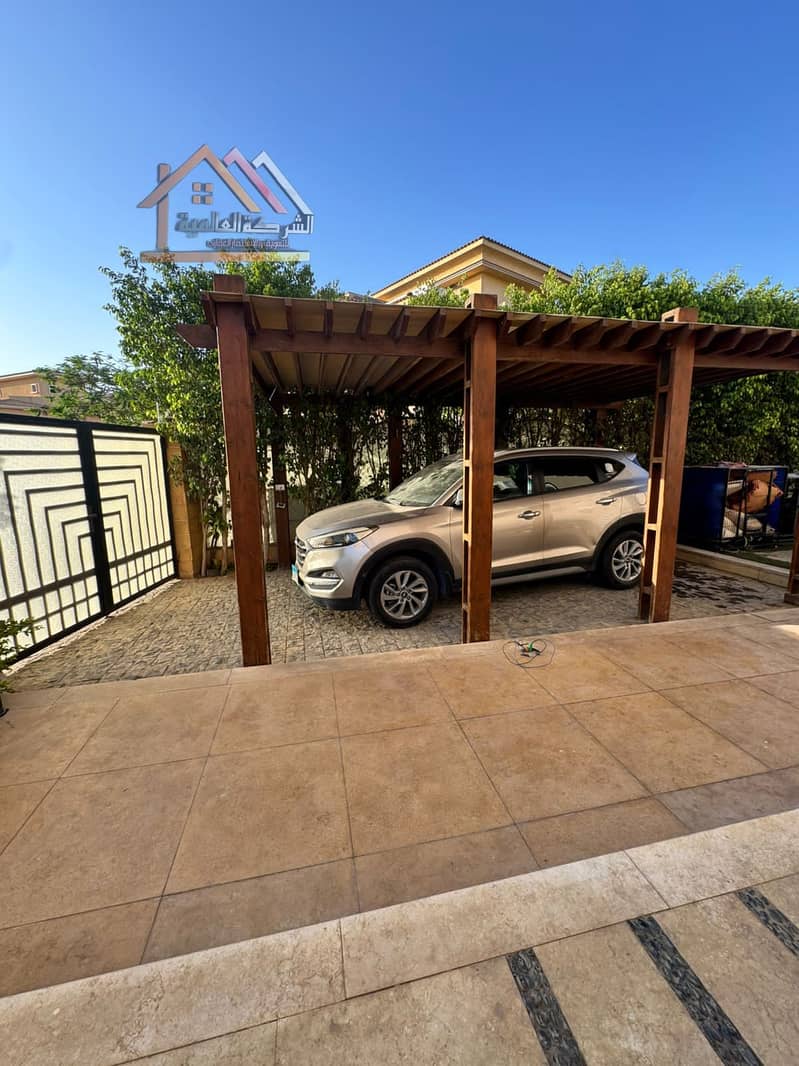 11 5d03970b-8d4f-4c23-a806-8a8867b62a72. jpeg