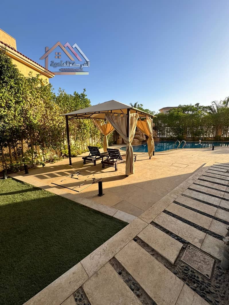 24 40abde7e-d7f2-4db1-8a95-61be607c43f4. jpeg