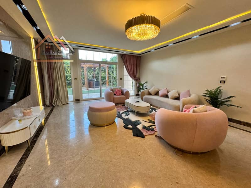 34 253cb004-0ad3-4ca2-a866-0f85a78ecc4d. jpeg