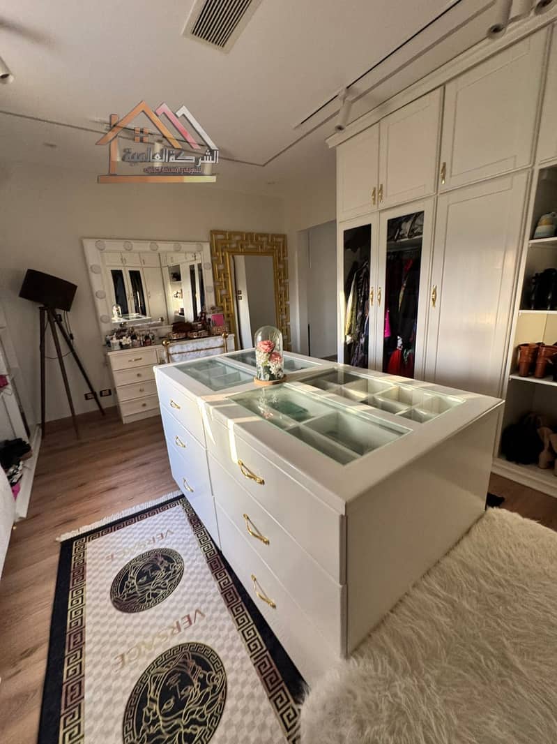 39 4381b399-34a4-4cff-8aba-5a18176ea552. jpeg