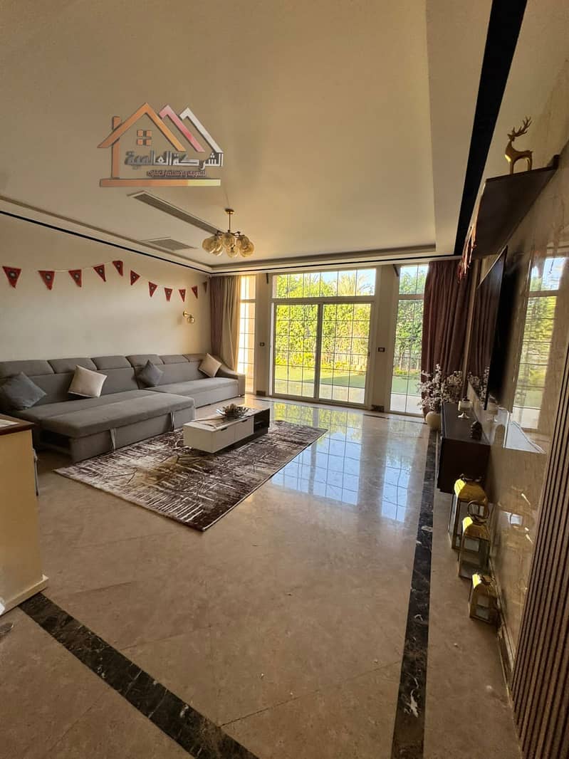 47 9545004e-ff89-404f-8df1-9e1c51bab63b. jpeg