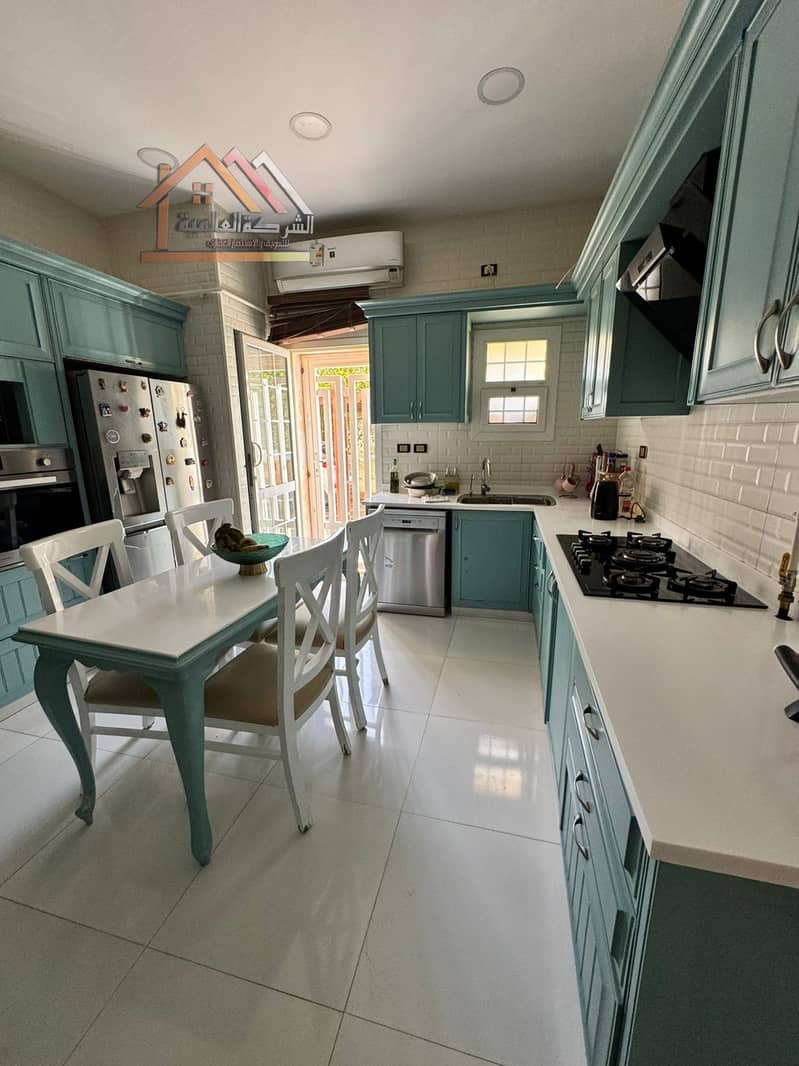 60 d6ebf34f-6ba6-445b-b054-8d409c6e08e3. jpeg