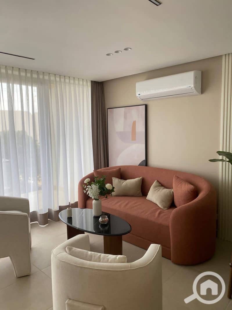 6 2559b3b9-e040-4f3b-8e4d-5e972201994d. jpg