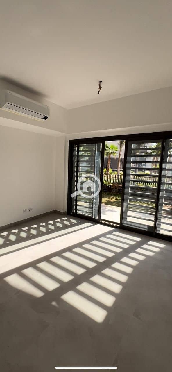 12 c31d2156-855d-4db7-b253-fd4d4094a530. jpg