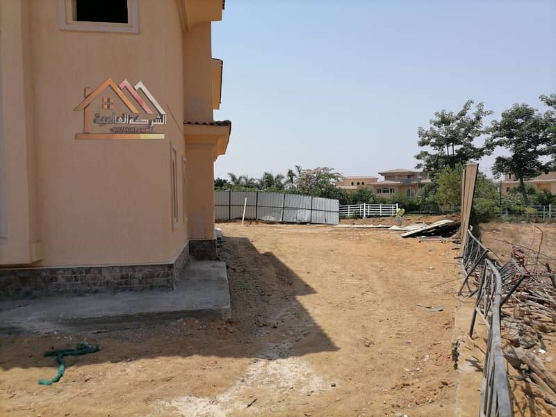 19 fa3f5c6a-4832-4ae0-a1b5-7395645ad2ce. jpg