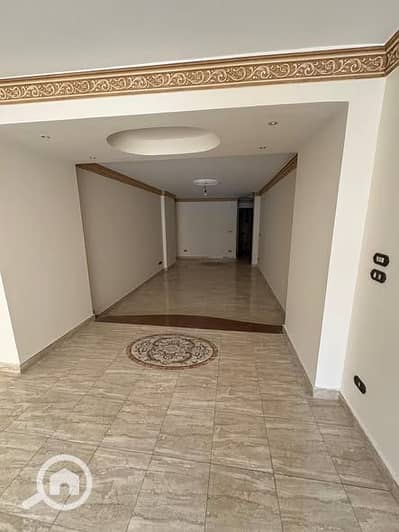 فلیٹ 3 غرف نوم للايجار في ستانلي، الإسكندرية - 623271440_122181560000481355_95564986904800759_n. jpg