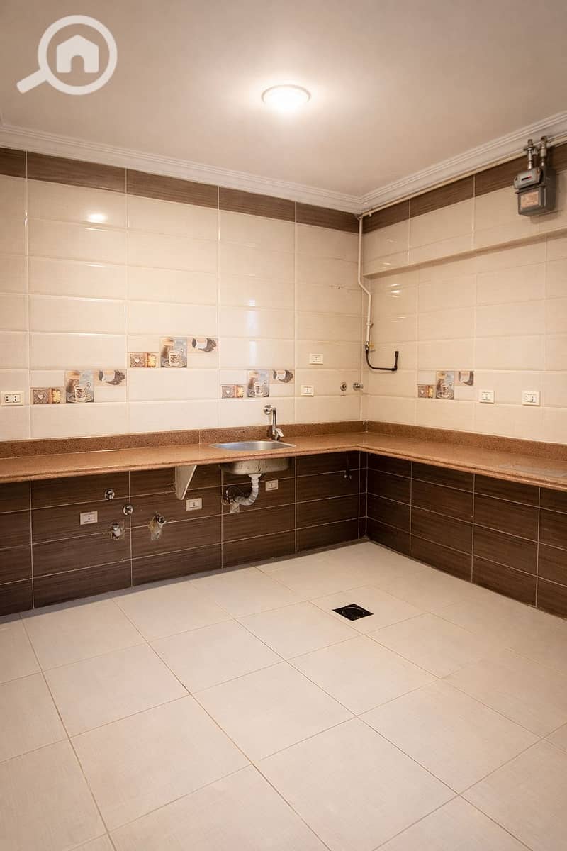 6 60D5295D-74B6-4EC7-95E5-E2633667337F. png