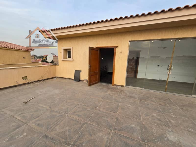 11 46b1c7f6-1e5d-44a1-a770-782b256d291b. jpeg