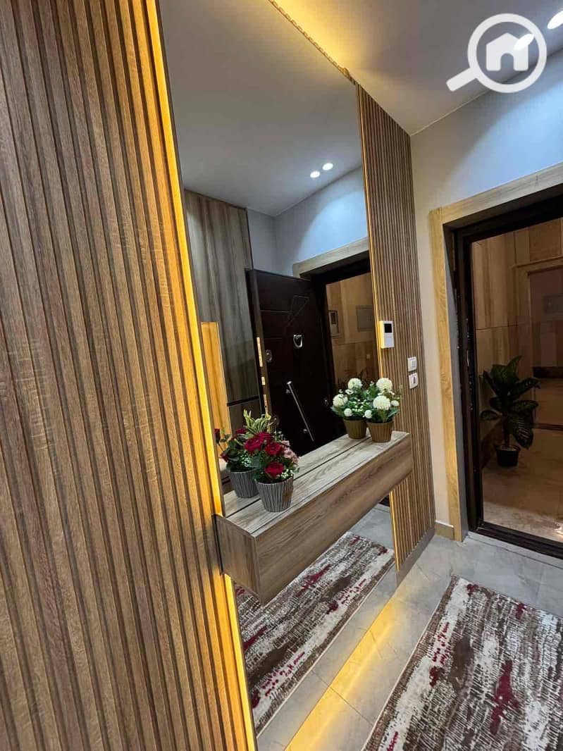 5 499e1854-4950-4c3e-9bd8-80ef80e9e726. jpg