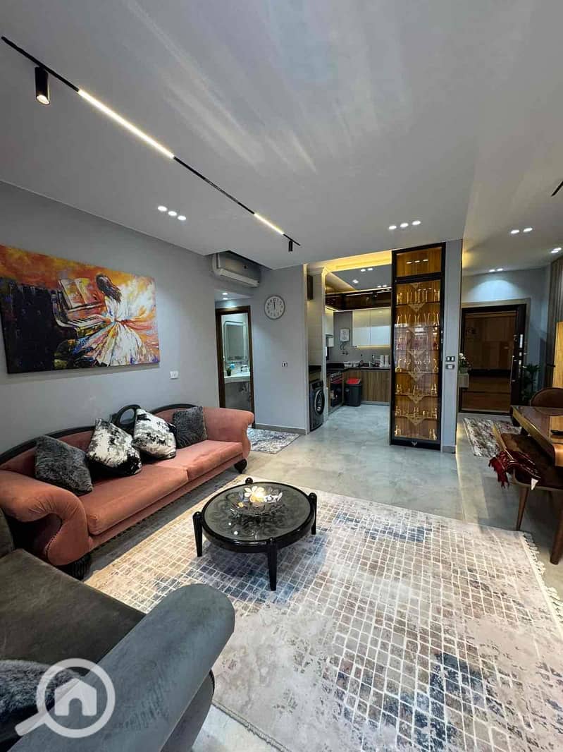 14 4e9da54f-acaa-4c07-b4e0-2319373b4c79. jpg