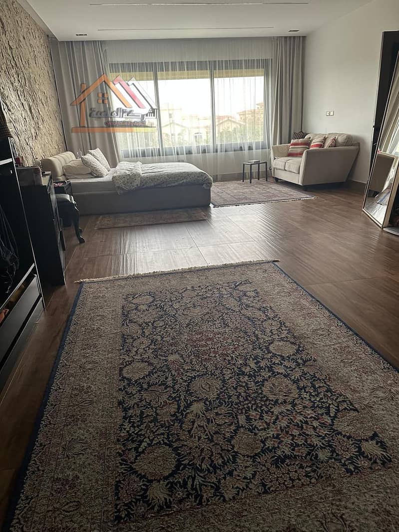 28 WhatsApp Image 2025-09-30 at 11.55. 09 AM (1). jpeg