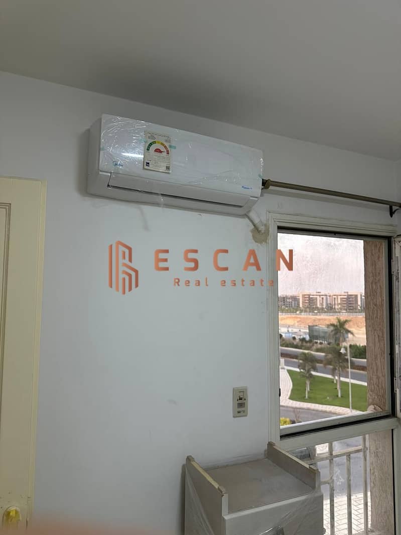 4 c189fc8f-df2b-4824-b549-a05af855ce30. jpg