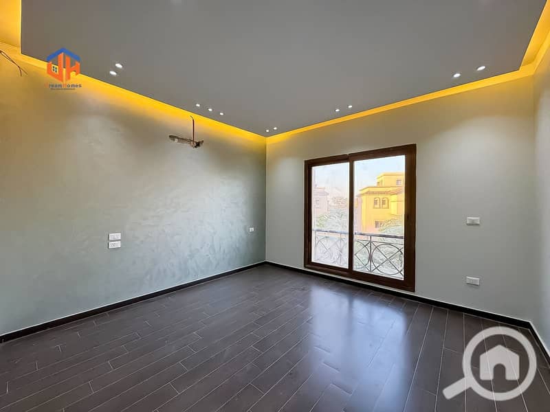 21 WhatsApp Image 2025-12-07 at 2.52. 31 PM (2). jpeg