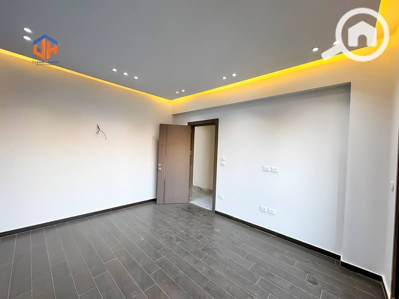 23 WhatsApp Image 2025-12-07 at 2.52. 32 PM. jpeg