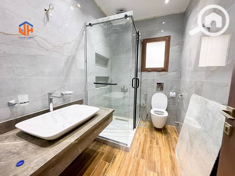 28 WhatsApp Image 2025-12-07 at 2.52. 32 PM (1). jpeg