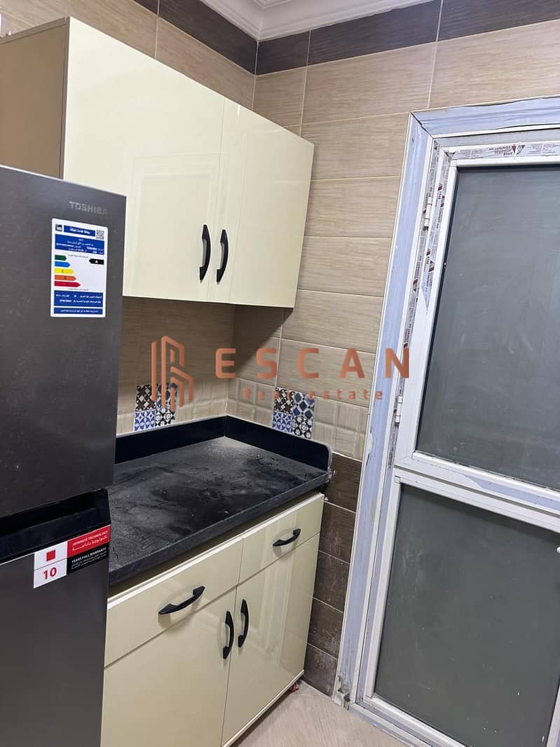 9 aad810ec-4959-4392-9ae1-54fcbeb2dc0d. jpg