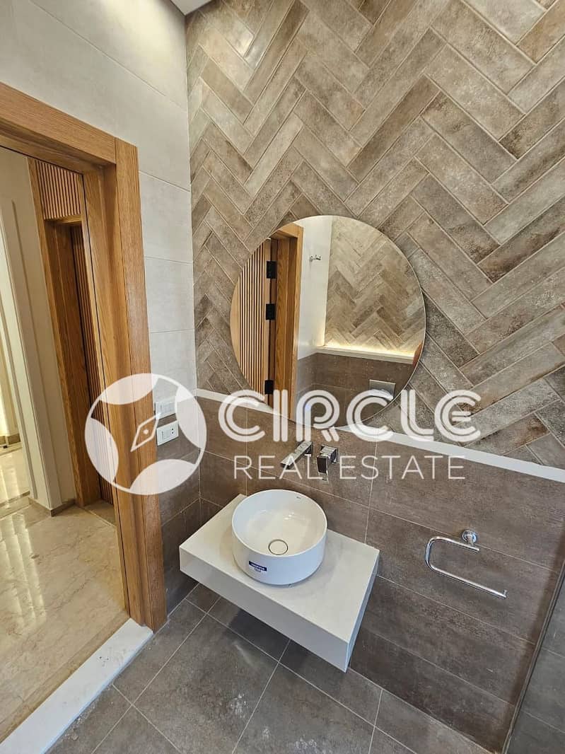 14 WhatsApp Image 2026-01-29 at 10.37. 22. jpeg