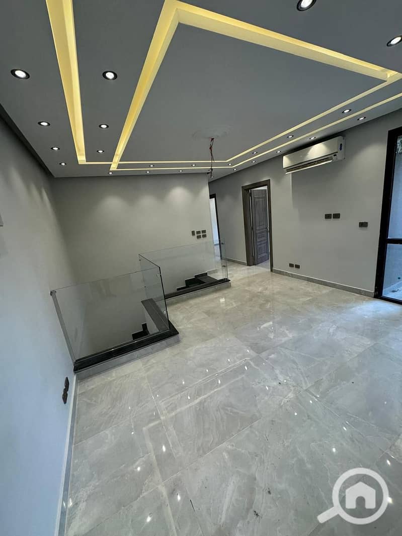 12 WhatsApp Image 2026-01-31 at 14.43. 05. jpeg