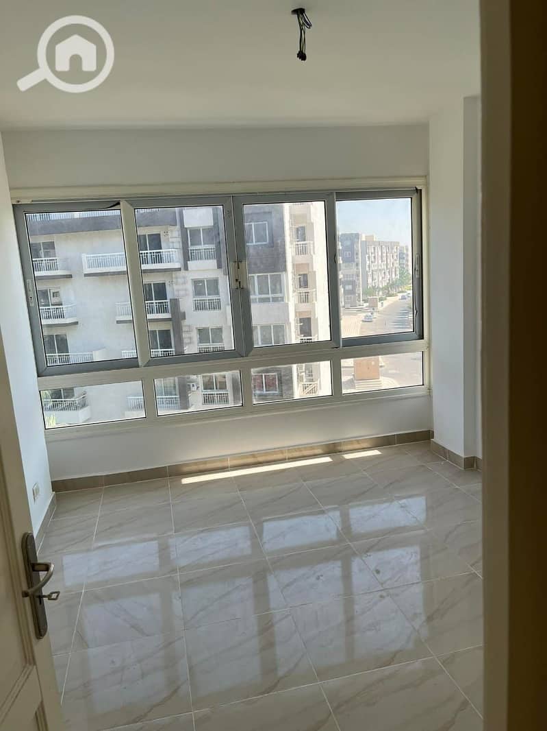 10 ca9d6888-8459-44b2-a96a-319ae619363f. jpg