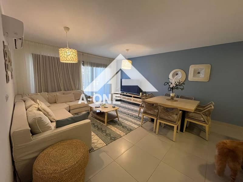 2 b2d3210b-2d75-47eb-8612-7196ffbfeb49. jpg