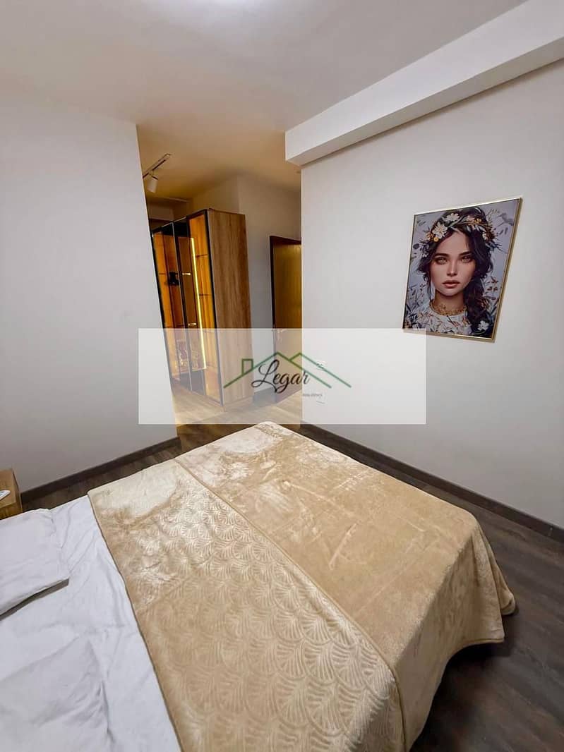 4 979e93ff-ab73-46c1-b9e9-63d73797217e. jpg