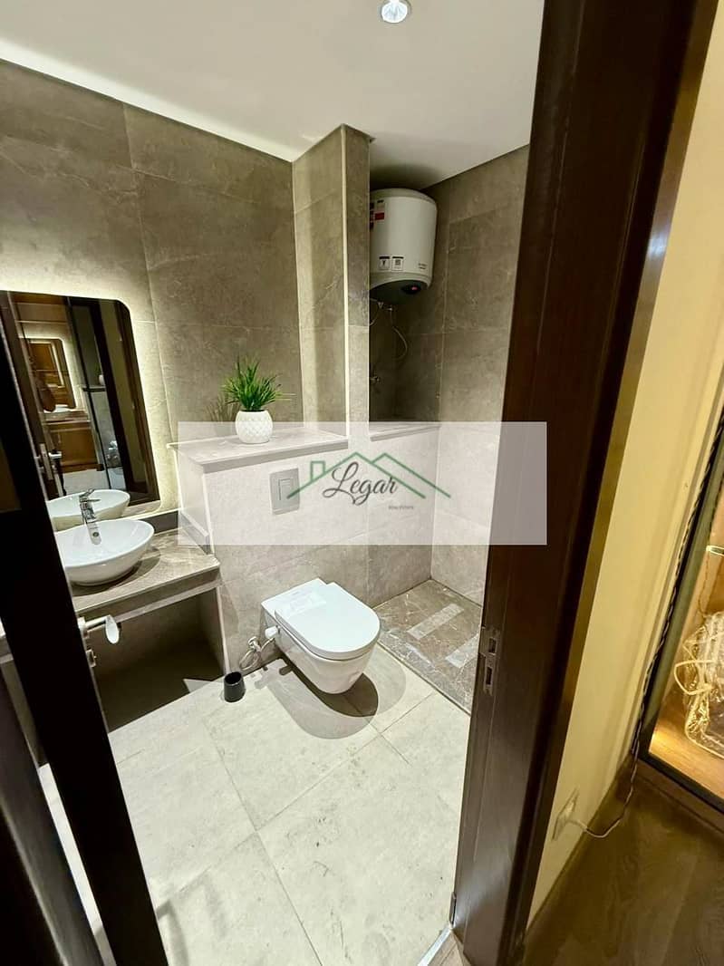 8 667e9e3e-cd0c-4cb4-a808-066972120f5f. jpg