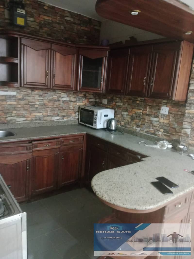 4 470d512e-d410-4881-bb03-d441b1364051. jpg