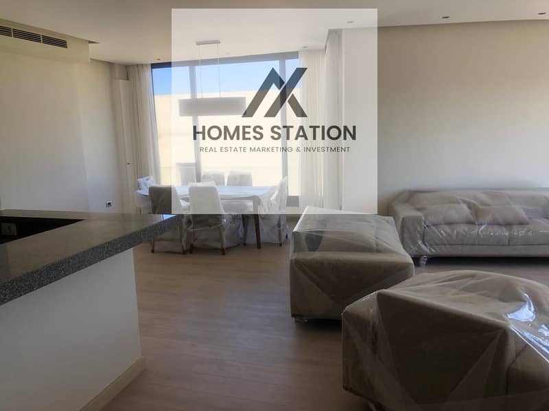 4 f591d2fc-9853-4346-bc6b-55d6696f86c1. jpeg