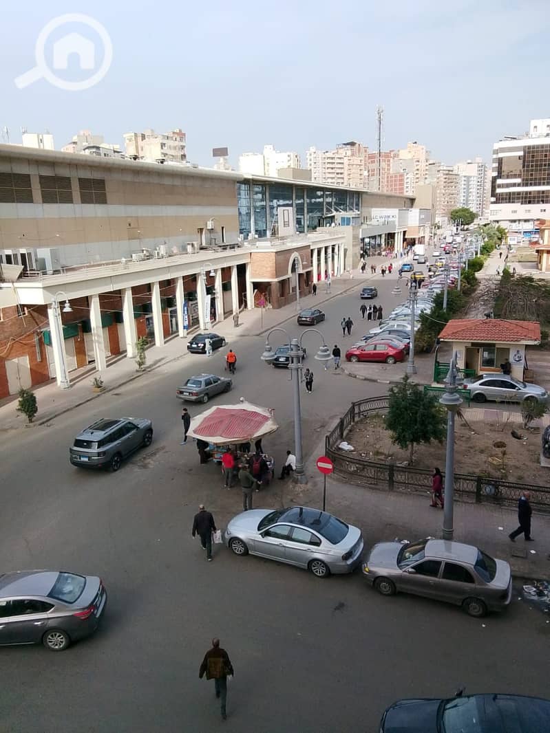 2 ebcc0352-06c8-468a-9a77-fbf86f2f15b5. jpg