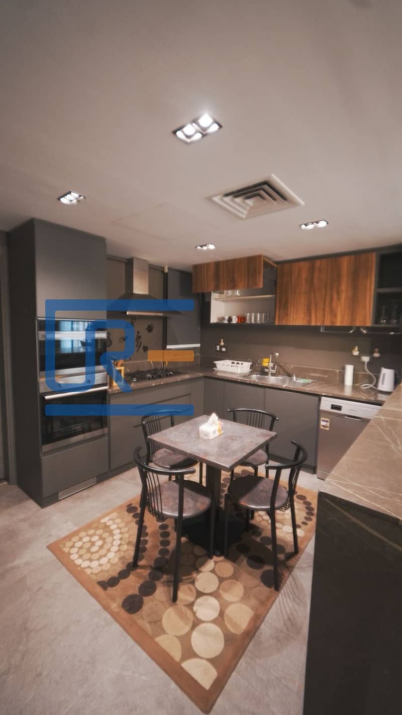 8 f39b8f64-3b89-48ed-96f3-d3259139dd02. jpg