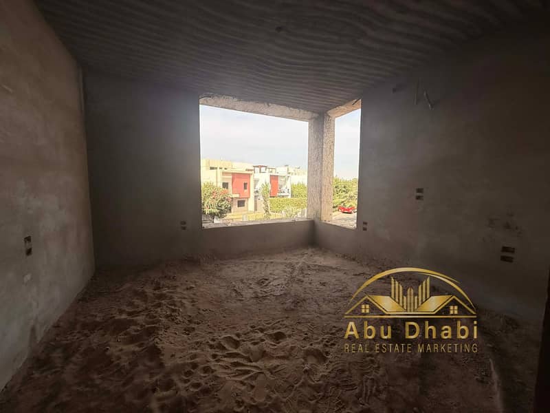 6 e7eb9b2e-b473-4e2a-8c86-55d7d3f1021d. jpg