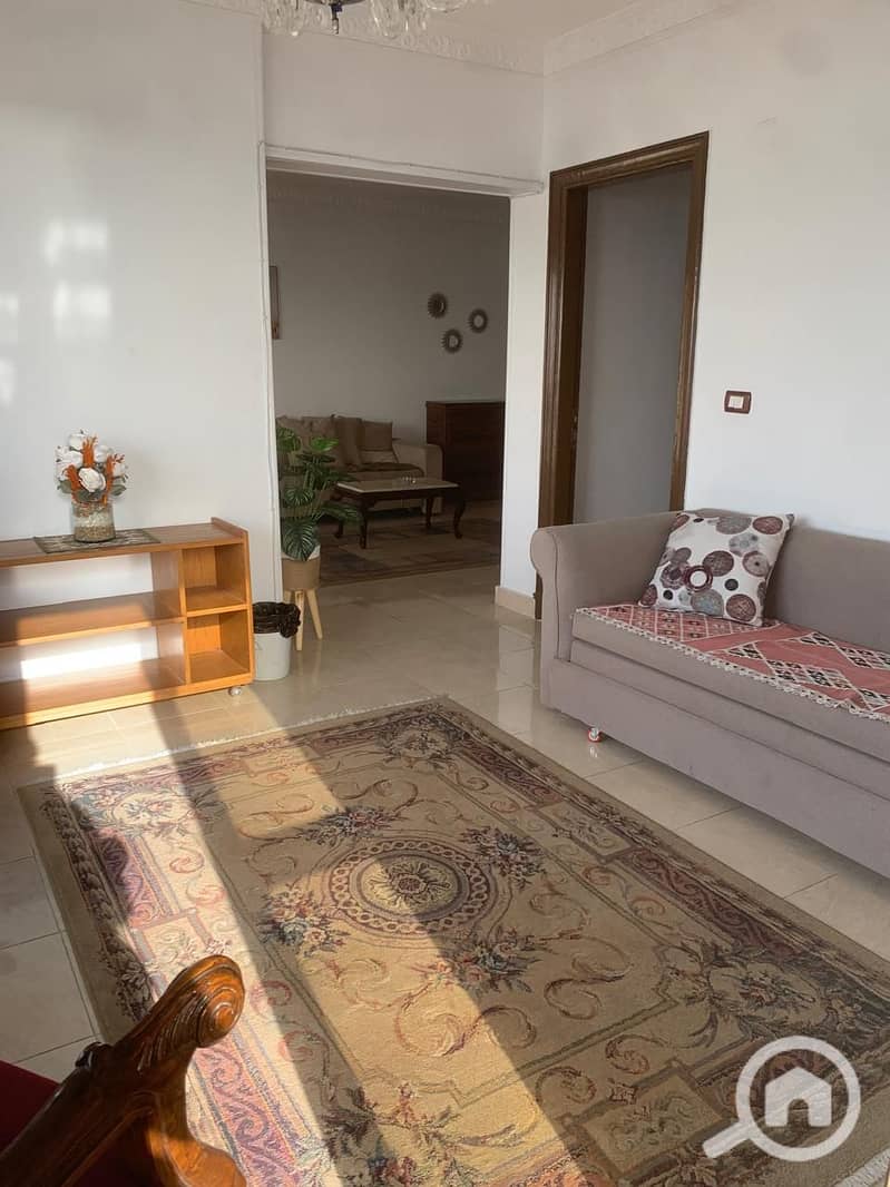 12 734014f2-502f-430f-be84-7468e8de4051. jpg