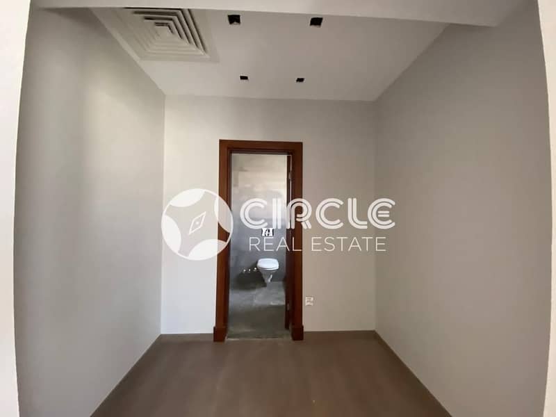 7 WhatsApp Image 2026-01-29 at 11.10. 44. jpeg