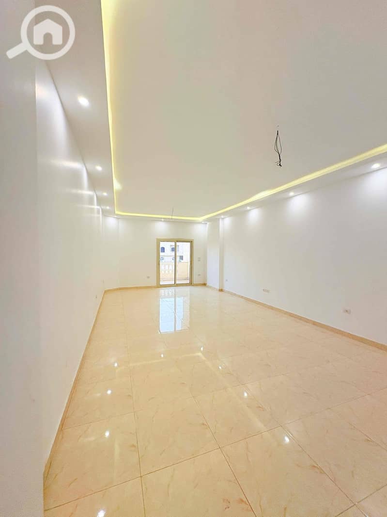 2 88c4837d-57c3-4fba-aa44-fe921ad900e6. jpg