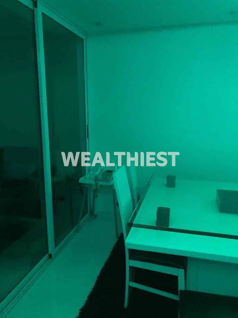 12 abbe4656-aaed-4706-a0a0-e53f56c221b1. jpg