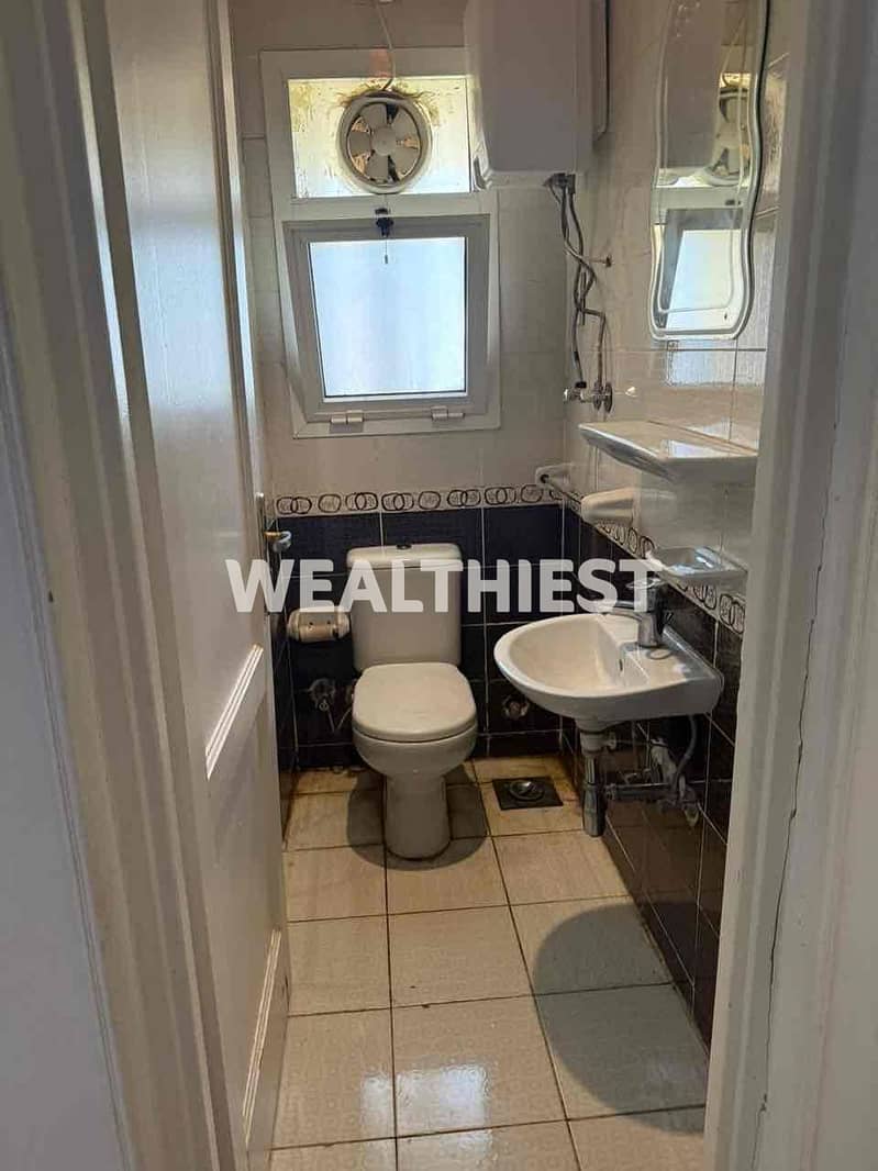 15 8b5c394f-7ebd-4c5f-9cfa-609bdee1b11b. jpg