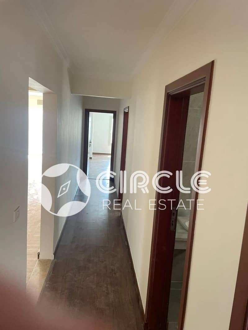 4 WhatsApp Image 2026-01-29 at 11.32. 14. jpeg